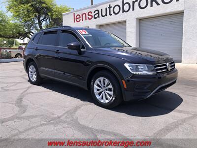2019 Volkswagen Tiguan S 4Motion  *Only 60k Miles! 3rd Row Equipped! - Photo 2 - Tucson, AZ 85705