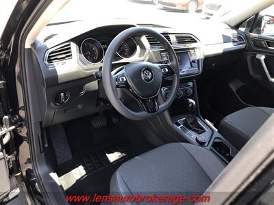 2019 Volkswagen Tiguan S 4Motion  *Only 60k Miles! 3rd Row Equipped! - Photo 10 - Tucson, AZ 85705