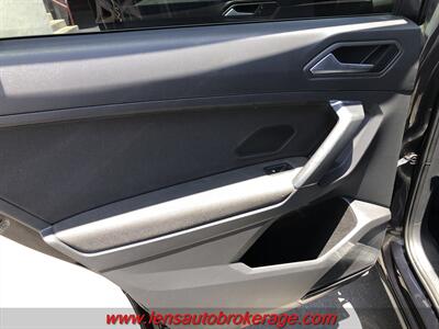 2019 Volkswagen Tiguan S 4Motion  *Only 60k Miles! 3rd Row Equipped! - Photo 16 - Tucson, AZ 85705