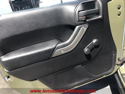 2016 Jeep Wrangler Unlimited Sport  *Cool Hard Top Jeep! - Photo 11 - Tucson, AZ 85705