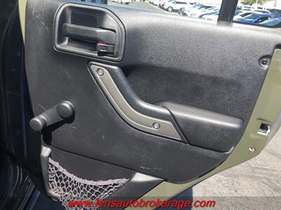 2016 Jeep Wrangler Unlimited Sport  *Cool Hard Top Jeep! - Photo 21 - Tucson, AZ 85705