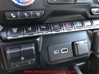 2020 GMC Sierra 2500 AT4  *70k Mile Crew Cab, 4x4, Duramax Diesel & Allison Trans! - Photo 16 - Tucson, AZ 85705