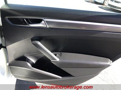 2017 Volkswagen Passat 1.8T R-Line   - Photo 19 - Tucson, AZ 85705