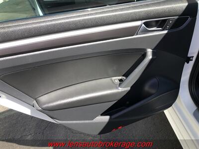 2017 Volkswagen Passat 1.8T R-Line   - Photo 16 - Tucson, AZ 85705