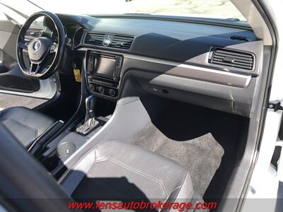 2017 Volkswagen Passat 1.8T R-Line   - Photo 22 - Tucson, AZ 85705