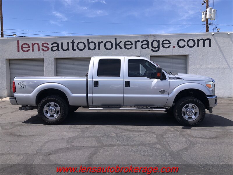 2016 Ford F-250 XLT  *Crew Cab Diesel 4x4!
