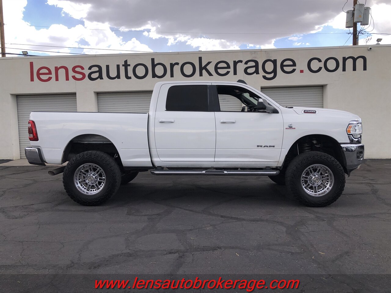 2022 RAM 2500 Big Horn  *Lifted Cummins Crew w/84k Miles! - Photo 1 - Tucson, AZ 85705