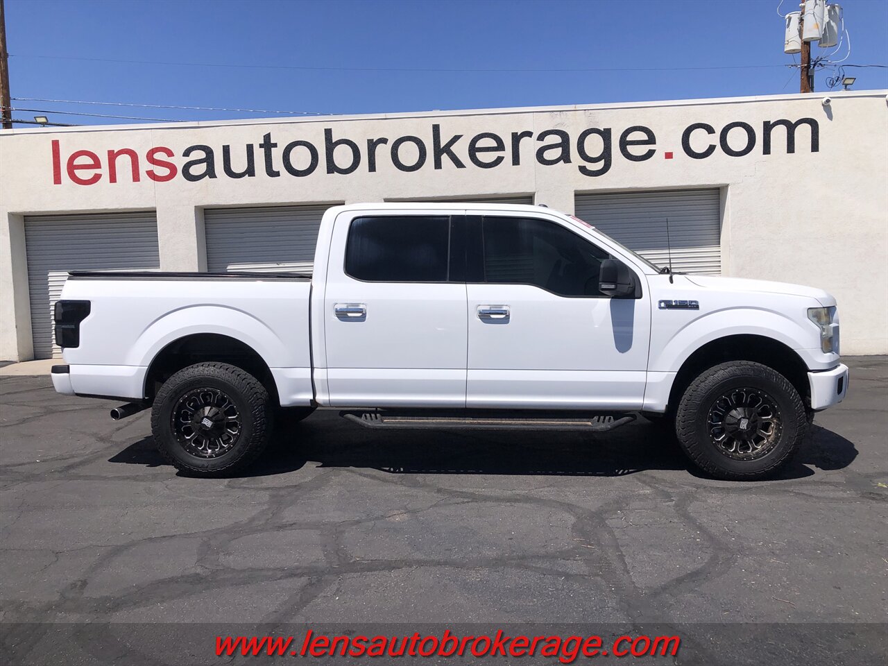 2015 Ford F-150 XLT  **COMING SOON!** - Photo 1 - Tucson, AZ 85705