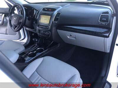 2015 Kia Sorento SX Limited  *Carfax 1 Owner & Only 29k Miles! - Photo 24 - Tucson, AZ 85705