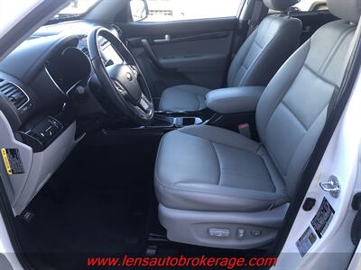 2015 Kia Sorento SX Limited  *Carfax 1 Owner & Only 29k Miles! - Photo 11 - Tucson, AZ 85705