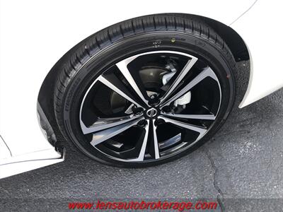2021 Nissan Sentra SR  **Clean 57k Mile Sedan! - Photo 25 - Tucson, AZ 85705
