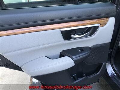 2017 Honda CR-V EX  *Hard To Beat Honda! - Photo 16 - Tucson, AZ 85705