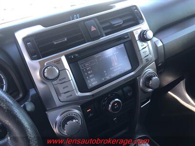 2016 Toyota 4Runner SR5 Premium   - Photo 14 - Tucson, AZ 85705