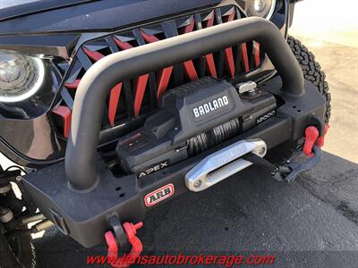 2018 Jeep Wrangler Unlimited Rubicon  *FRESH IN! - Photo 11 - Tucson, AZ 85705