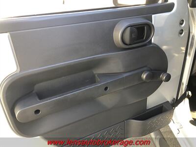 2009 Jeep Wrangler X  *Only 87k Mile! - Photo 9 - Tucson, AZ 85705