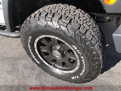 2009 Jeep Wrangler X  *Only 87k Mile! - Photo 22 - Tucson, AZ 85705