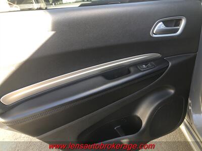2019 Dodge Durango SXT  *Carfax 1 Owner! Sweet Cement Gray Durango! - Photo 16 - Tucson, AZ 85705