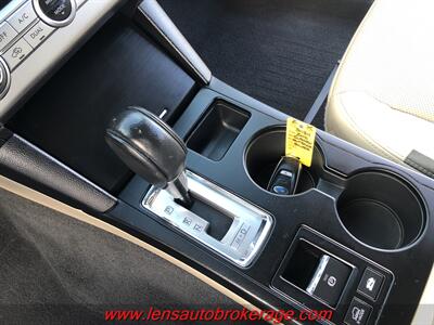 2015 Subaru Outback 2.5i Limited   - Photo 15 - Tucson, AZ 85705
