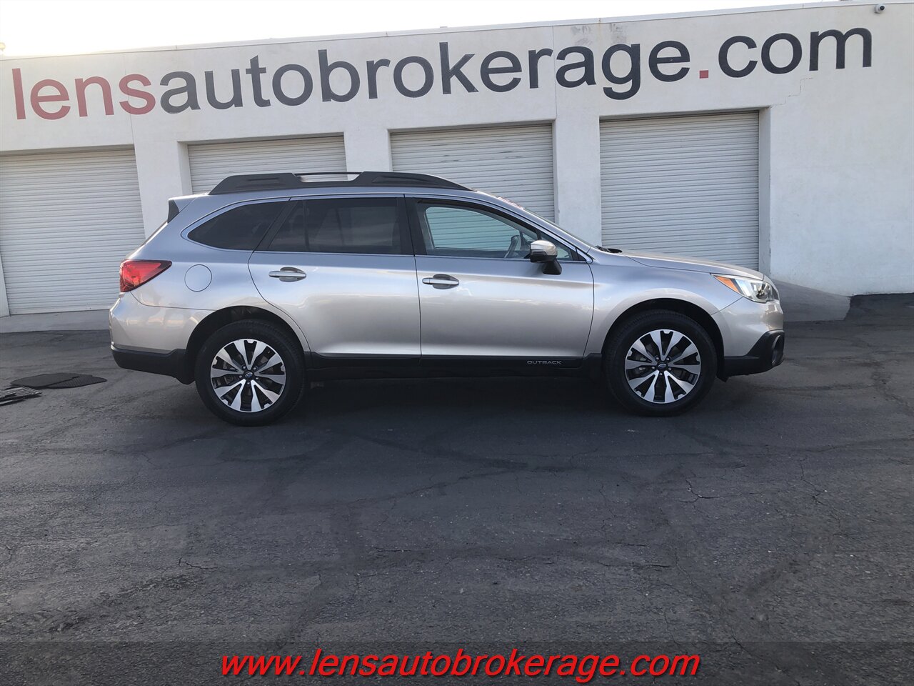 2015 Subaru Outback 2.5i Limited   - Photo 1 - Tucson, AZ 85705
