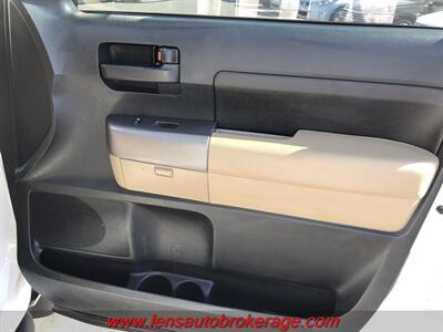2012 Toyota Tundra Grade  *Great Driving CrewMax 2wd! - Photo 19 - Tucson, AZ 85705