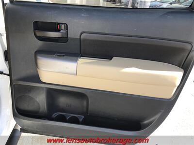 2012 Toyota Tundra Grade  *Great Driving CrewMax 2wd! - Photo 17 - Tucson, AZ 85705