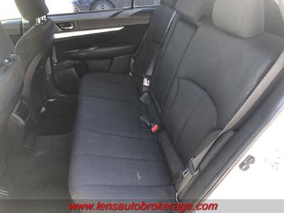 2011 Subaru Outback 2.5i   - Photo 17 - Tucson, AZ 85705