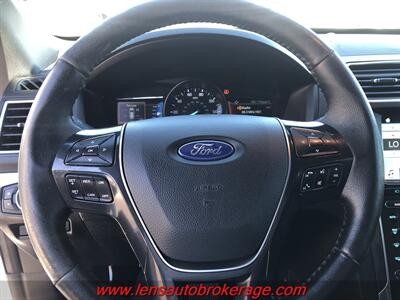 2017 Ford Explorer Limited  *Nice 3rd Row Equipped Limited! - Photo 13 - Tucson, AZ 85705