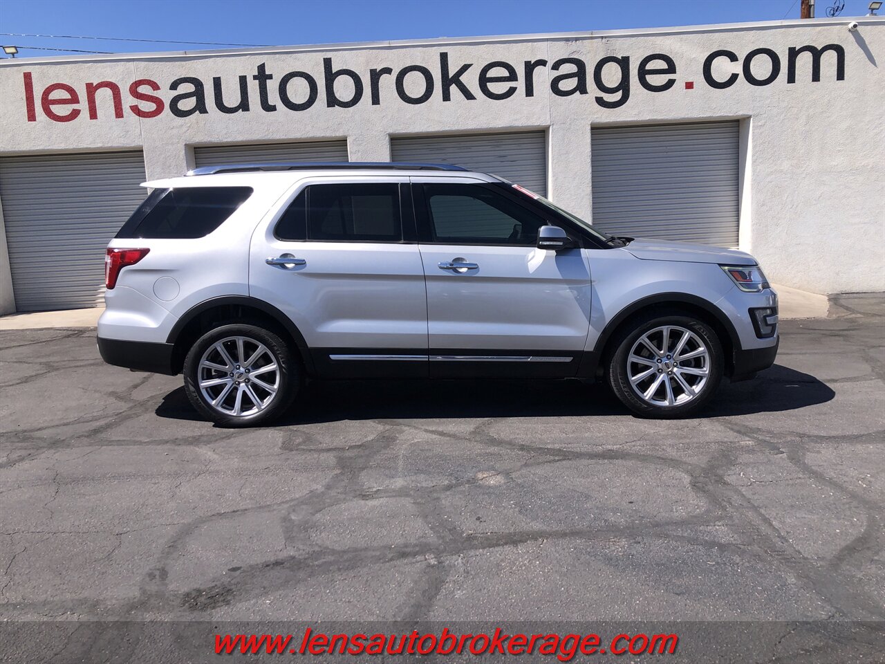 2017 Ford Explorer Limited  *Nice 3rd Row Equipped Limited! - Photo 1 - Tucson, AZ 85705