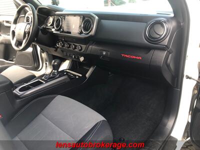 2020 Toyota Tacoma TRD Sport   - Photo 21 - Tucson, AZ 85705