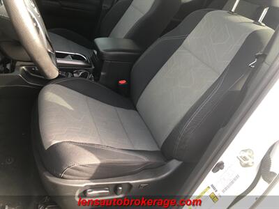 2020 Toyota Tacoma TRD Sport   - Photo 11 - Tucson, AZ 85705