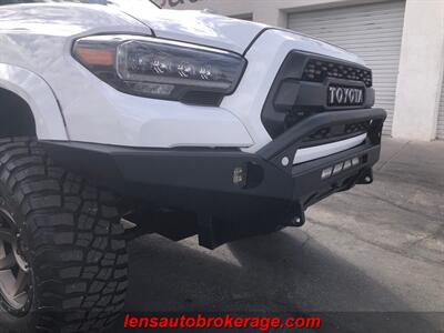 2020 Toyota Tacoma TRD Sport   - Photo 27 - Tucson, AZ 85705