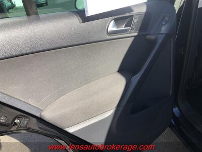 2013 Volkswagen Tiguan S   - Photo 18 - Tucson, AZ 85705
