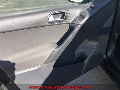 2013 Volkswagen Tiguan S   - Photo 10 - Tucson, AZ 85705