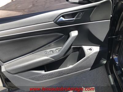 2019 Volkswagen Jetta SE  *95k Mile Sedan! - Photo 9 - Tucson, AZ 85705
