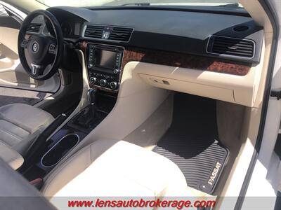 2013 Volkswagen Passat TDI SEL Premium   - Photo 23 - Tucson, AZ 85705