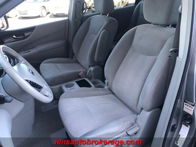 2012 Nissan Quest 3.5 SV   - Photo 12 - Tucson, AZ 85705