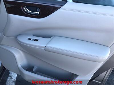 2012 Nissan Quest 3.5 SV   - Photo 20 - Tucson, AZ 85705