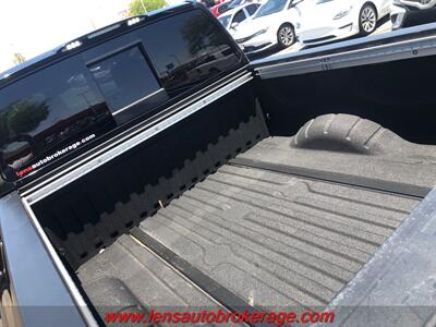 2018 Nissan Titan PRO-4X  *Crew Cab 4x4! - Photo 21 - Tucson, AZ 85705