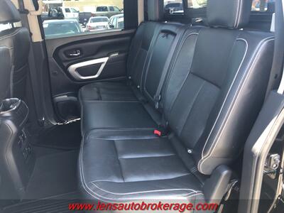 2018 Nissan Titan PRO-4X  *Crew Cab 4x4! - Photo 17 - Tucson, AZ 85705