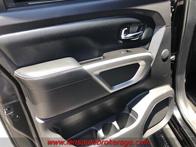 2018 Nissan Titan PRO-4X  *Crew Cab 4x4! - Photo 18 - Tucson, AZ 85705