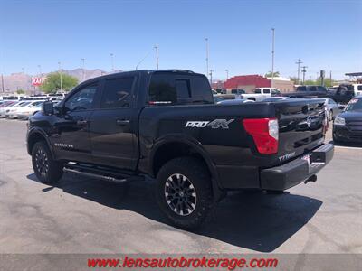 2018 Nissan Titan PRO-4X  *Crew Cab 4x4! - Photo 6 - Tucson, AZ 85705