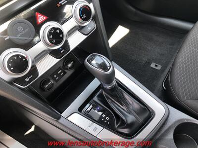 2019 Hyundai ELANTRA SEL  *Clean 91k Mile Sedan! - Photo 15 - Tucson, AZ 85705