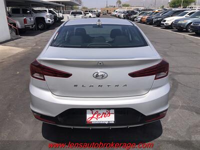 2019 Hyundai ELANTRA SEL  *Clean 91k Mile Sedan! - Photo 7 - Tucson, AZ 85705