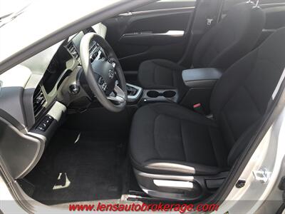 2019 Hyundai ELANTRA SEL  *Clean 91k Mile Sedan! - Photo 11 - Tucson, AZ 85705