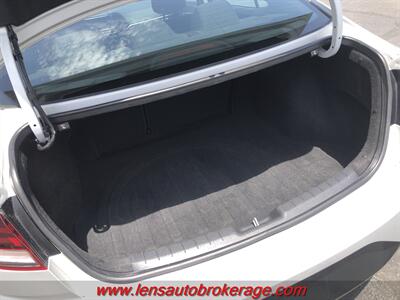 2019 Hyundai ELANTRA SEL  *Clean 91k Mile Sedan! - Photo 18 - Tucson, AZ 85705