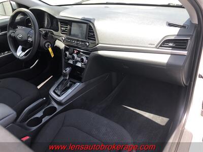 2019 Hyundai ELANTRA SEL  *Clean 91k Mile Sedan! - Photo 22 - Tucson, AZ 85705