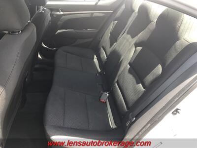 2019 Hyundai ELANTRA SEL  *Clean 91k Mile Sedan! - Photo 17 - Tucson, AZ 85705