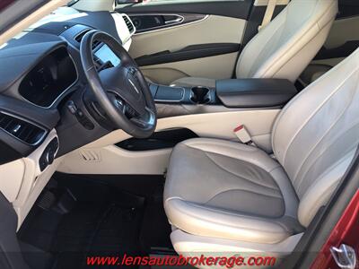 2019 Lincoln Nautilus Reserve  *Only 36k Miles! - Photo 11 - Tucson, AZ 85705