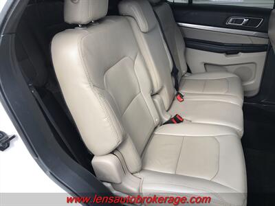 2018 Ford Explorer XLT  *3rd Row Equipped! - Photo 21 - Tucson, AZ 85705