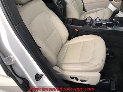 2018 Ford Explorer XLT  *3rd Row Equipped! - Photo 25 - Tucson, AZ 85705